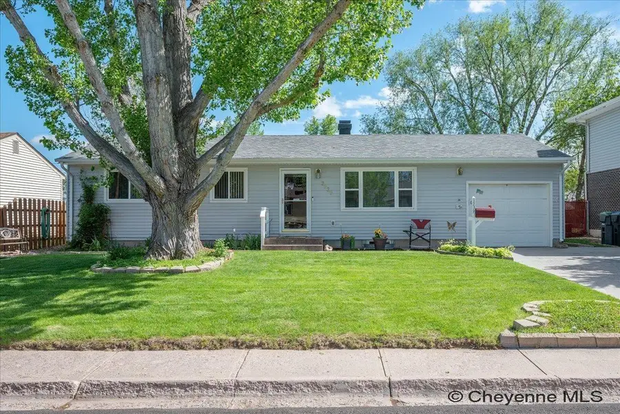 3939 E 8th St, Cheyenne, WY 82001 - #2