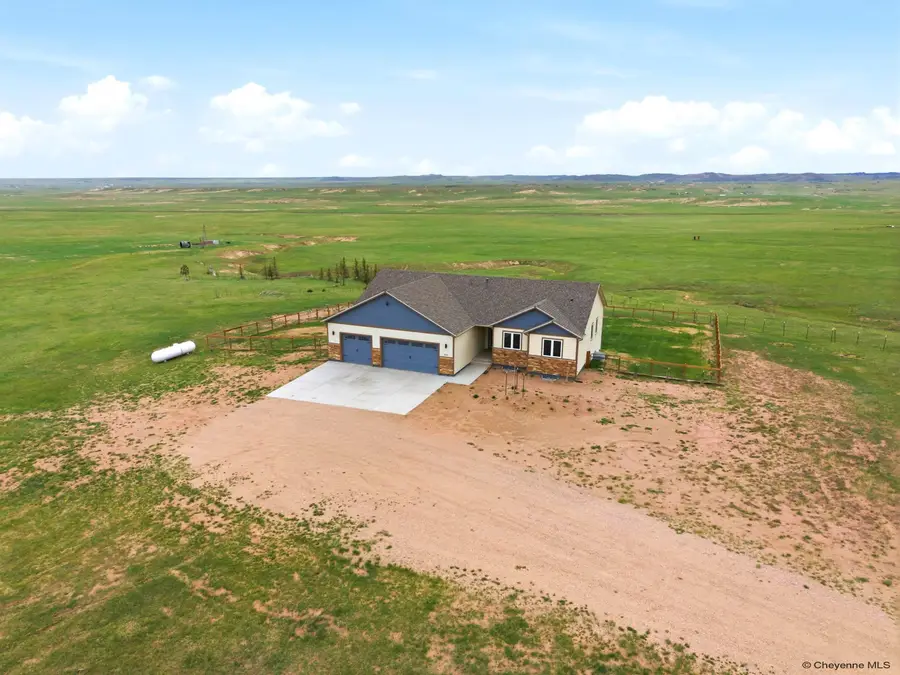 1047 South Mule Trl, Cheyenne, WY 82009 - #2