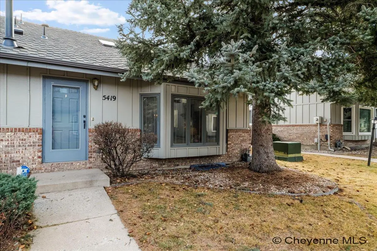5419 Hynds Blvd, Cheyenne, WY 82009 - #1