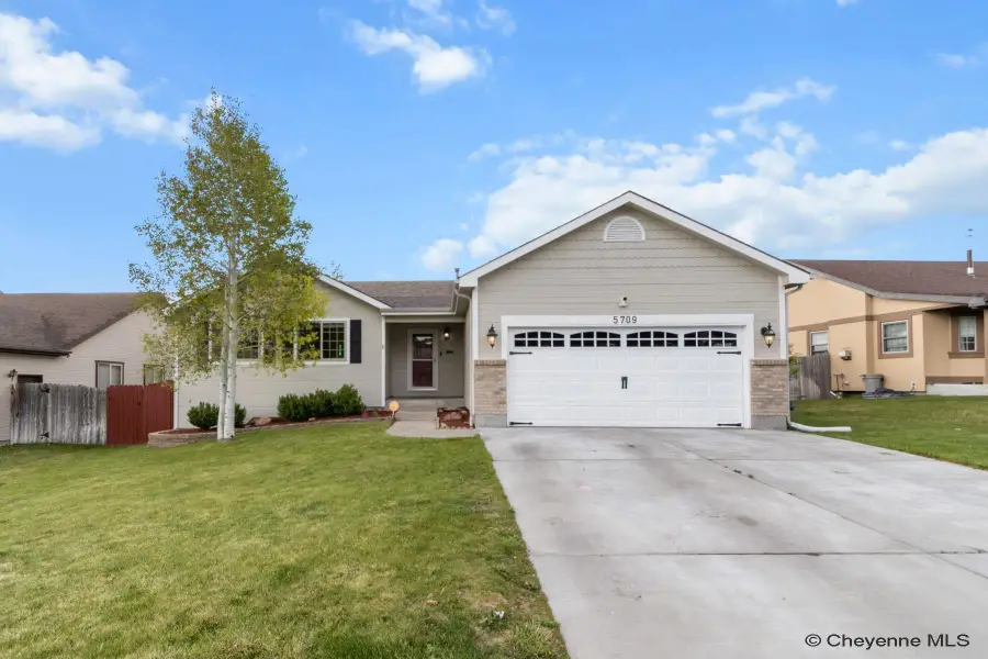 5709 Kennedy Dr, Cheyenne, WY 82001 - #3
