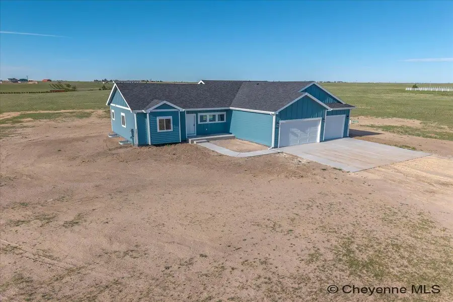 3631 Sky Valley Rd, Cheyenne, WY 82009 - #2
