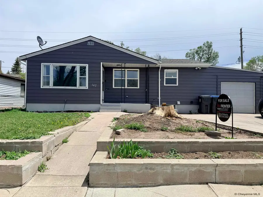 147 Ahrens Ave, Cheyenne, WY 82007 - #2