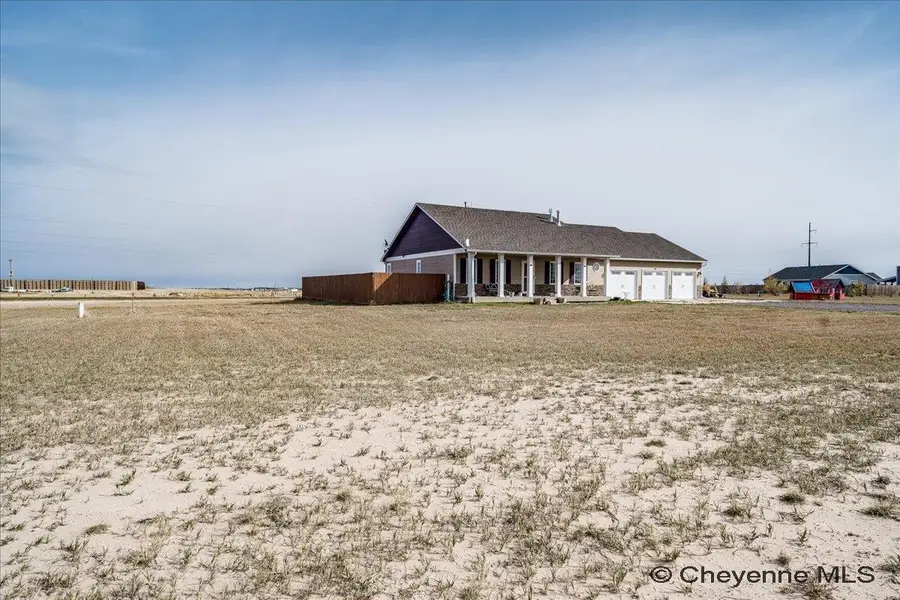 7201 Kennedi Lea Ln, Cheyenne, WY 82009 - #2