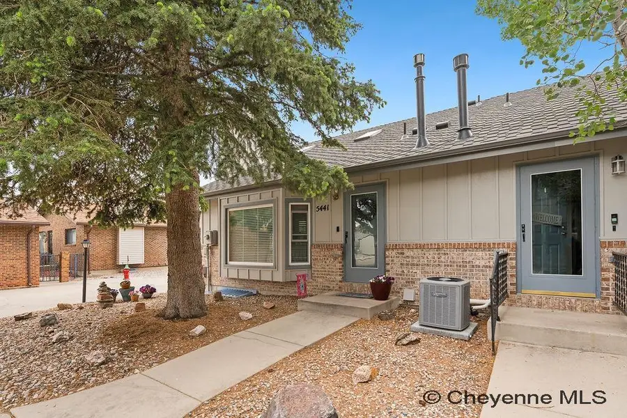 5441 Hynds Blvd, Cheyenne, WY 82009 - #2