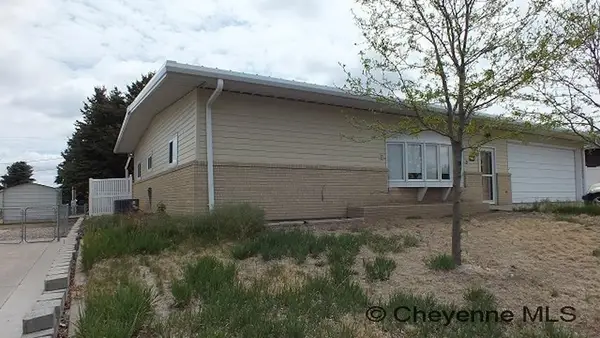 509 Beech Ave, Pine Bluffs, WY 82082