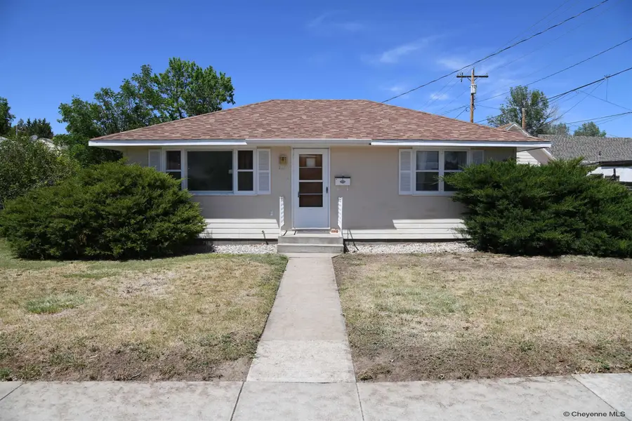 1054 Pine St, Wheatland, WY 82201 - #3