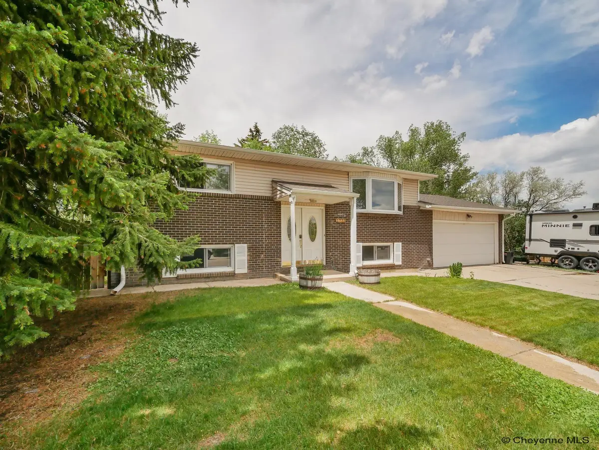 1722 S 17th St, Laramie, WY 82070 - #1