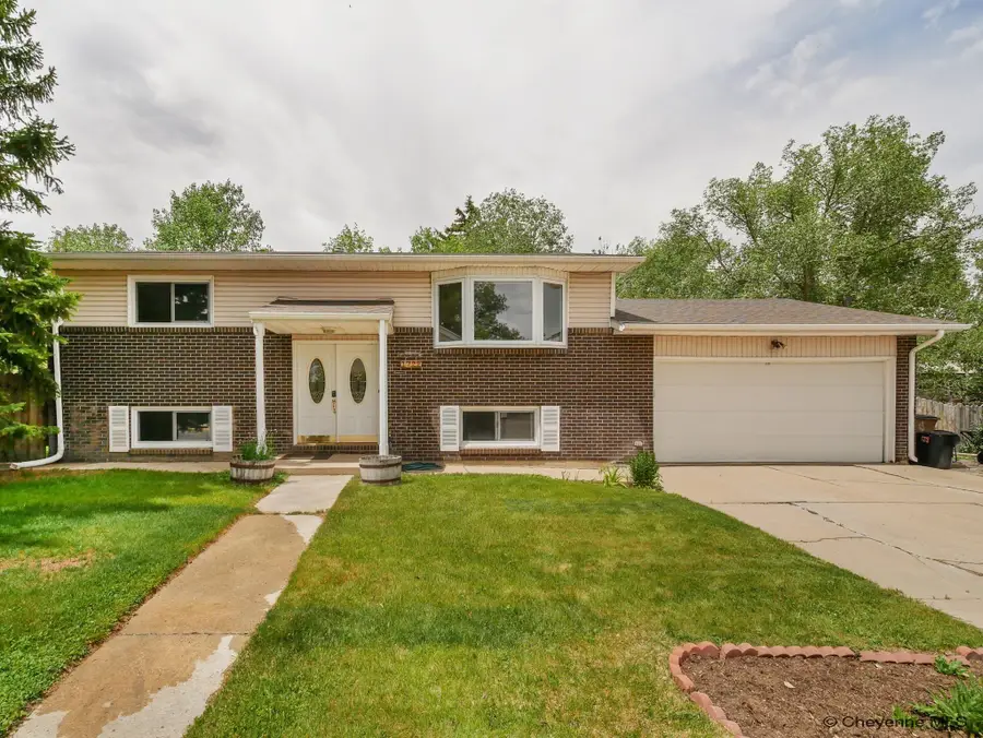 1722 S 17th St, Laramie, WY 82070 - #2