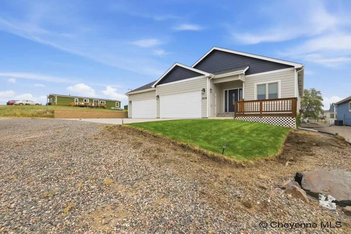 3216 Land Ct, Cheyenne, WY 82001 - #1