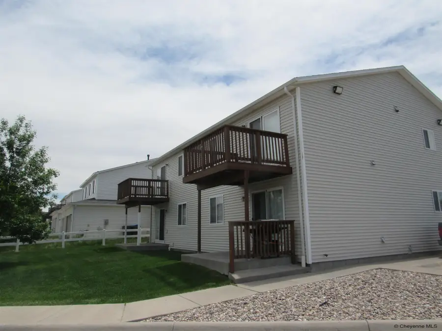 743 W 2nd St, Cheyenne, WY 82007 - #3