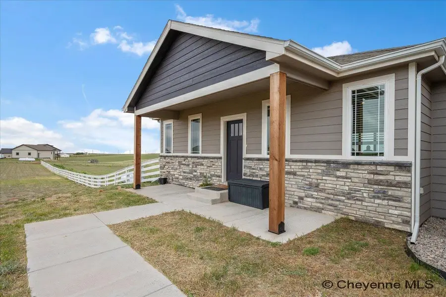 2371 Silver Gate Way, Cheyenne, WY 82009-0000 - #2