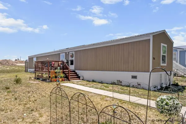 705 Little Valley Trl, Cheyenne, WY 82007
