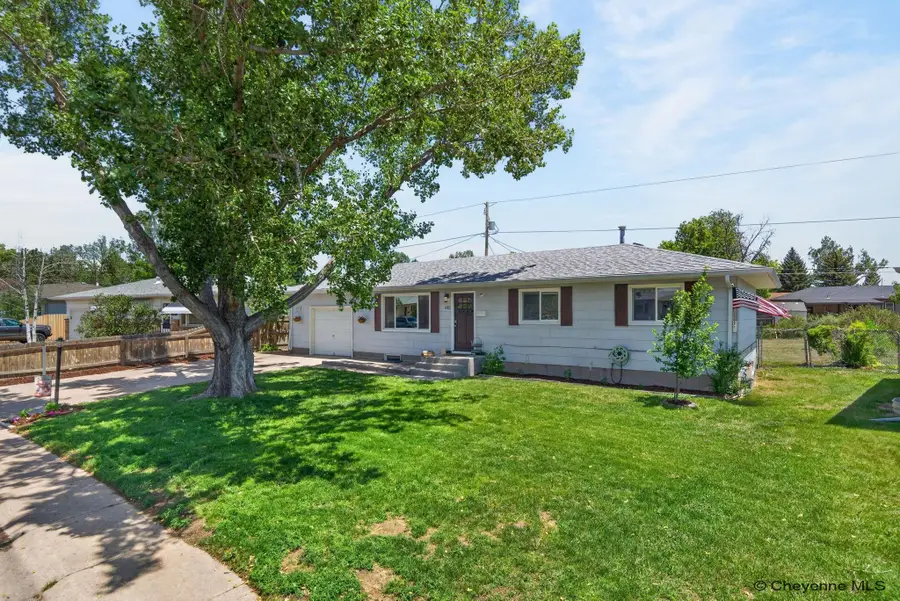 615 Sun Valley Dr, Cheyenne, WY 82001 - #3