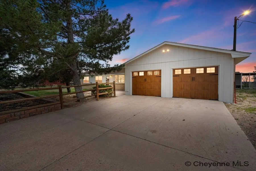 3123 Crazy Horse Rd, Cheyenne, WY 82009 - #3