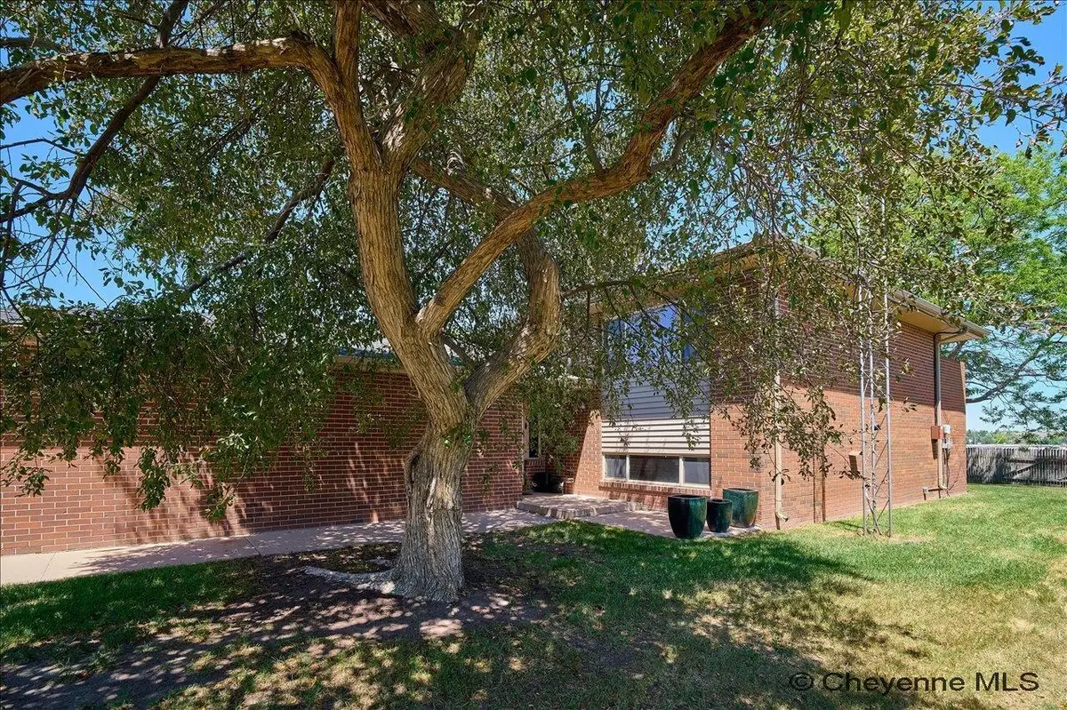 518 Andra Ct, Cheyenne, WY 82009 - #1