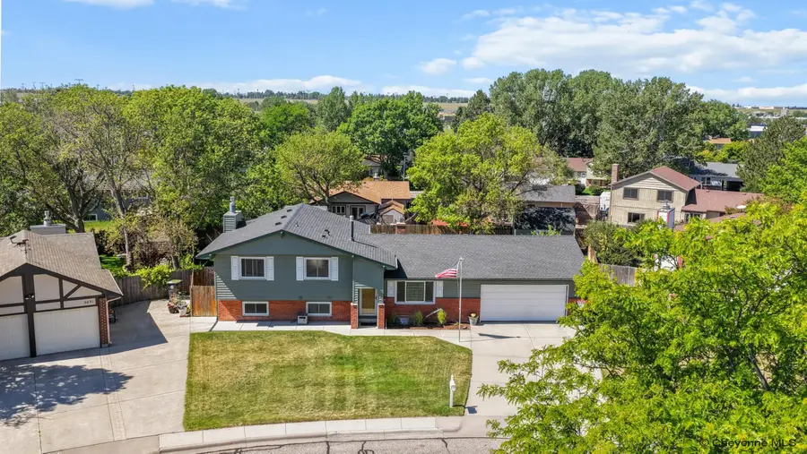 5041 Roundtop Dr, Cheyenne, WY 82009 - #2