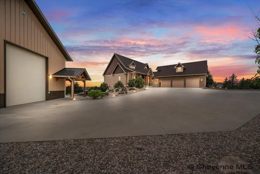 7297 Monarch Dr, Cheyenne, WY 82009 - #3