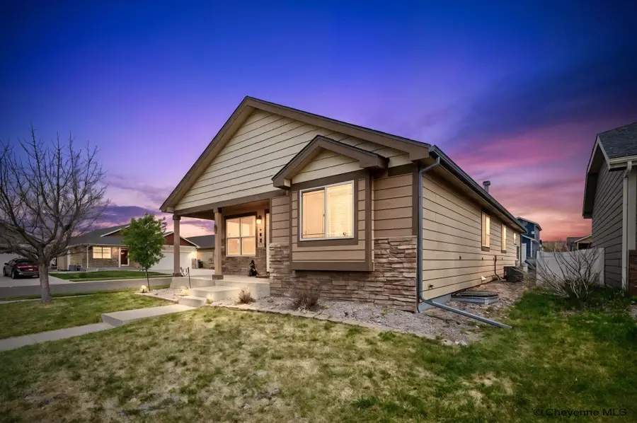 5400 Liz Ranch Rd, Cheyenne, WY 82007 - #2