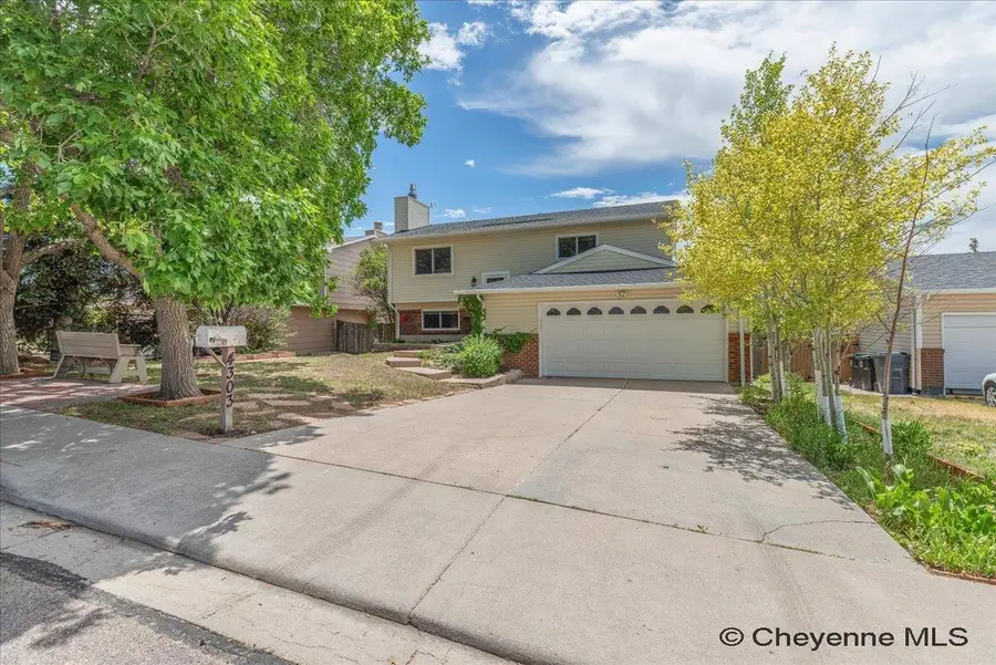 4303 Carla Dr, Cheyenne, WY 82009 - #2