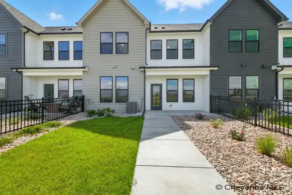 1428 Big Meadow Dr, Cheyenne, WY 82007
