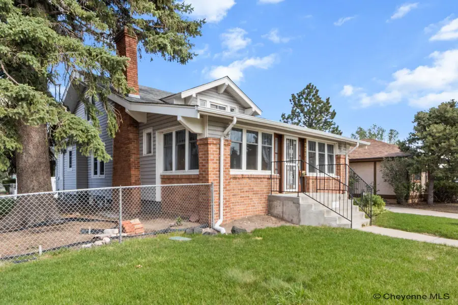 3321 Warren Ave, Cheyenne, WY 82001 - #3