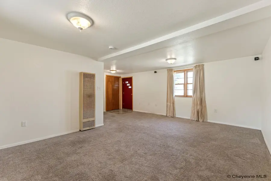 2101 Park Ave, Cheyenne, WY 82007 - #3