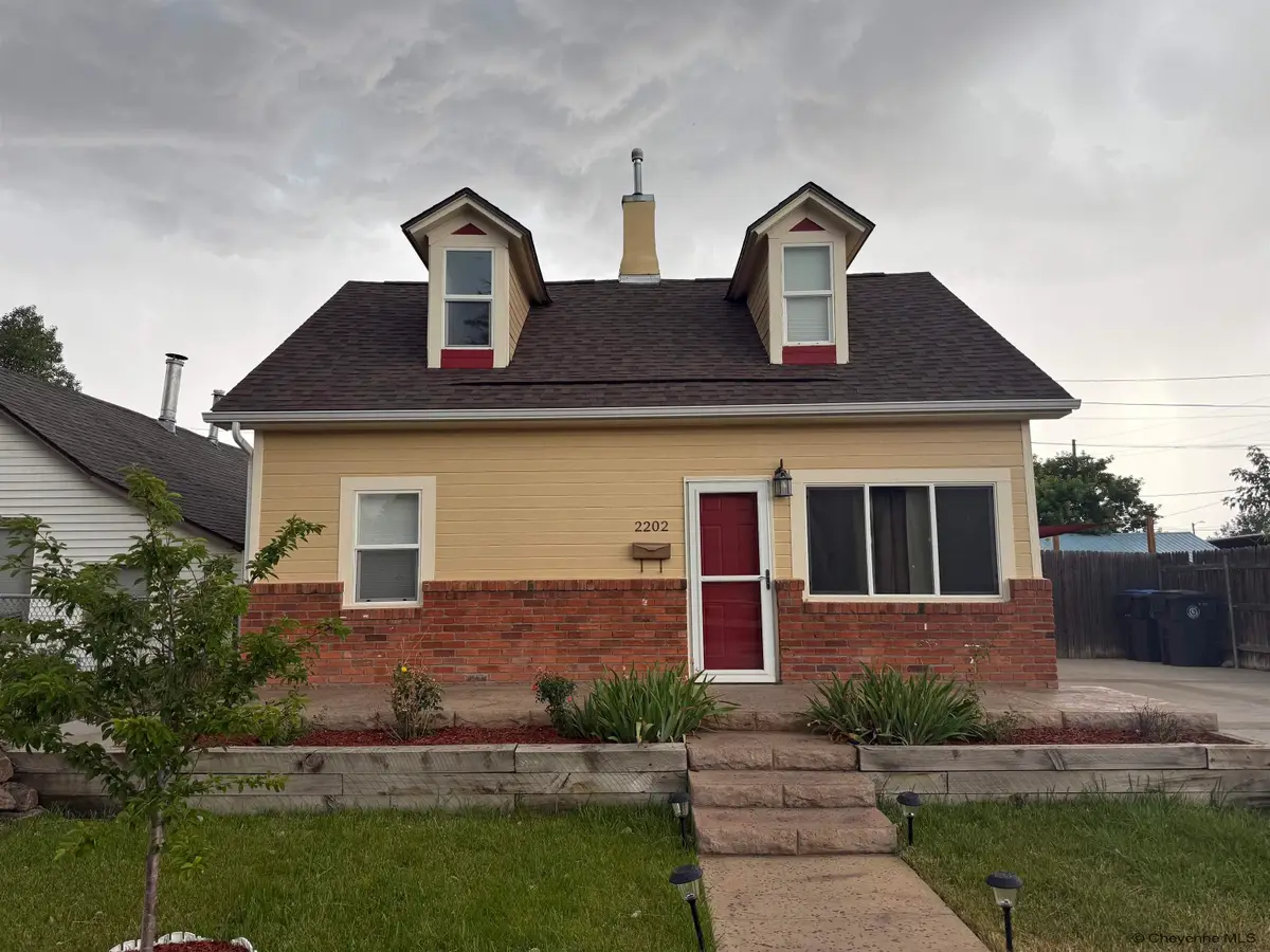 2202 Bent Ave, Cheyenne, WY 82001 - #1