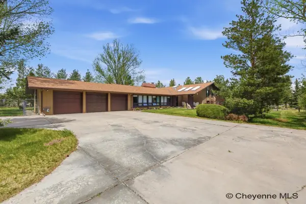 1112 Laughlin Rd, Cheyenne, WY 82009