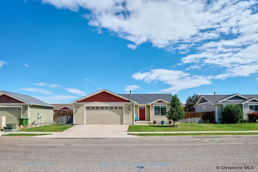 604 Citrus St, Cheyenne, WY 82007 - #2