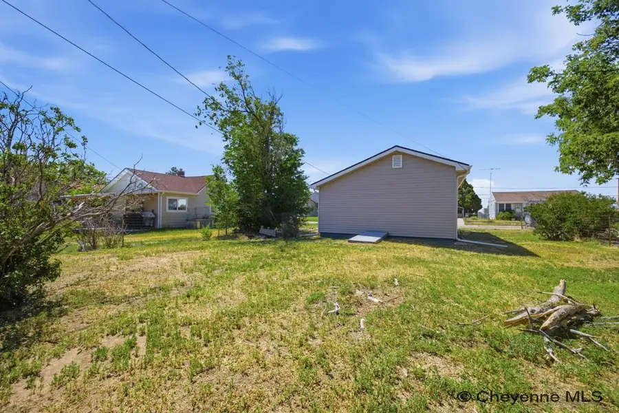 2006 E 16th St, Cheyenne, WY 82001 - #3