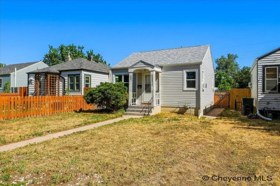 713 W 25th St, Cheyenne, WY 82001 - #3