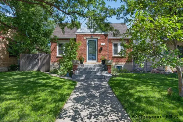 306 E 3rd Ave, Cheyenne, WY 82001