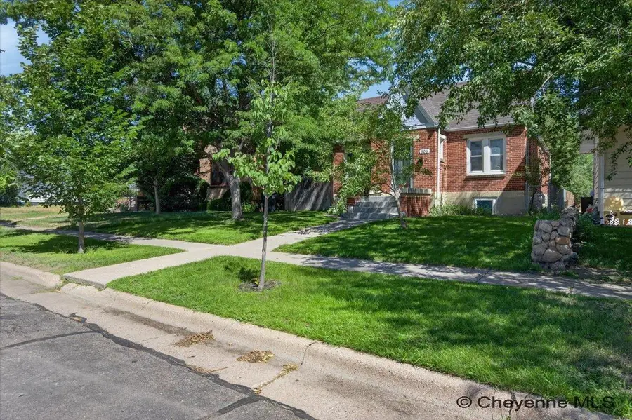 306 E 3rd Ave, Cheyenne, WY 82001 - #2