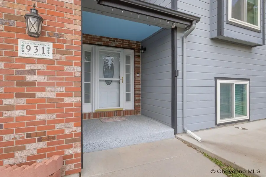 931 Centennial Dr, Cheyenne, WY 82001 - #2