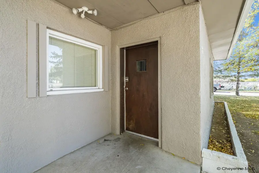 503 E 2nd St, Cheyenne, WY 82007 - #3