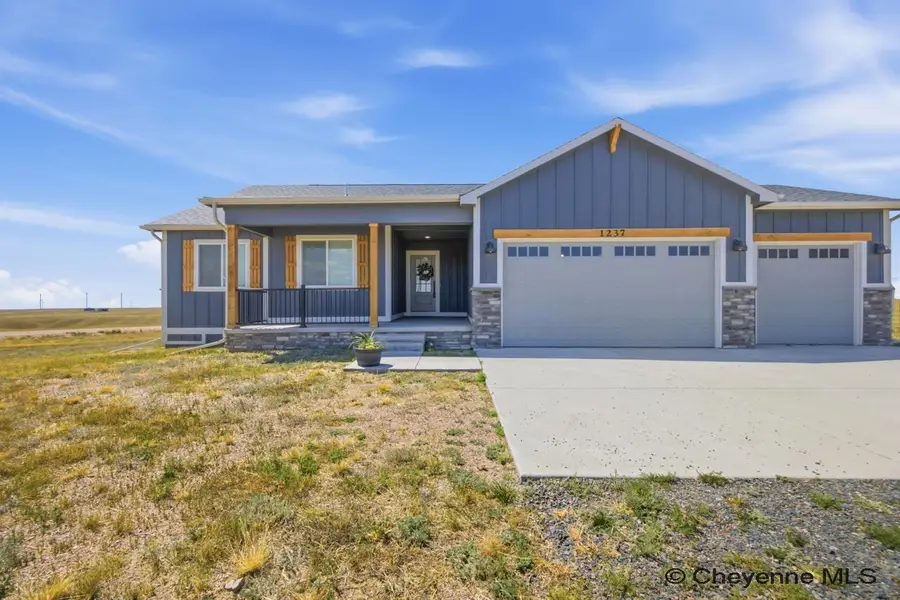 1237 North Carolina Rd, Cheyenne, WY 82009 - #2