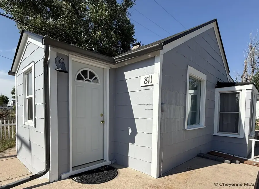 811 Morrie Ave, Cheyenne, WY 82007 - #2
