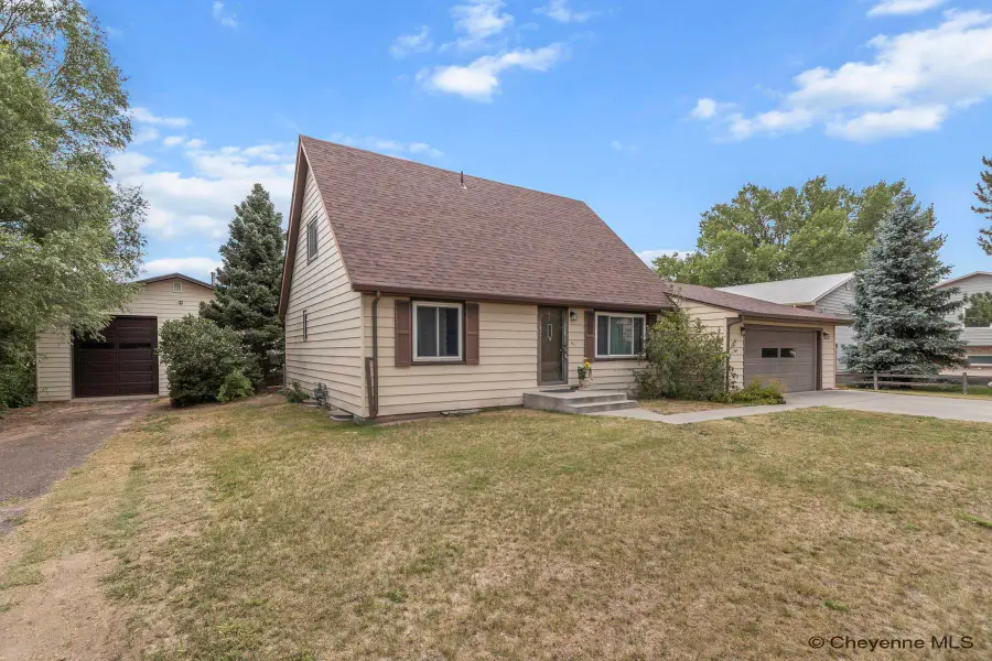 1813 S 2nd Ave, Cheyenne, WY 82007-3351 - #2