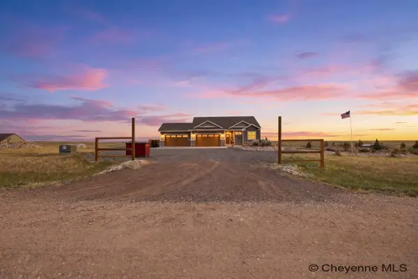 1520 Scenic Ridge Dr, Cheyenne, WY 82009