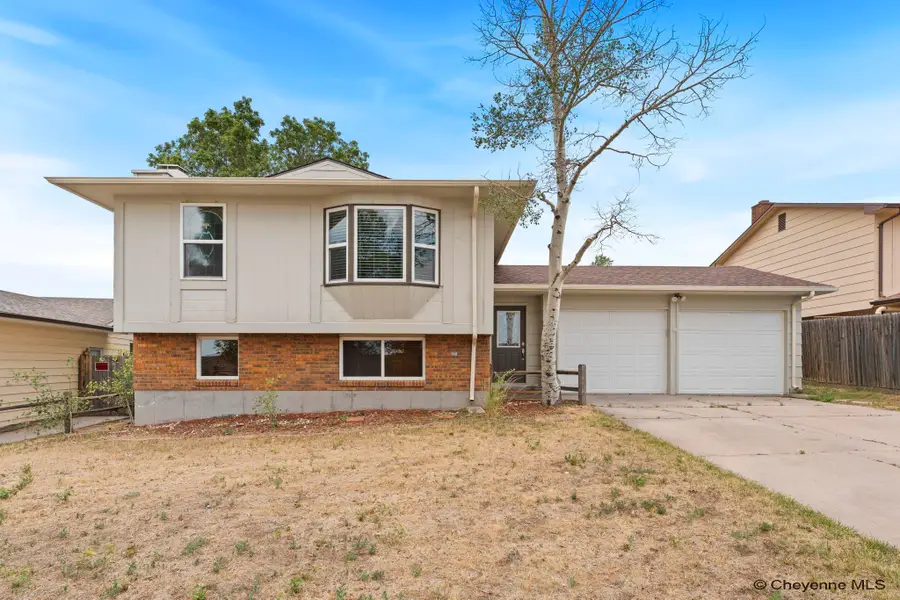 631 Lafayette Blvd, Cheyenne, WY 82009 - #2