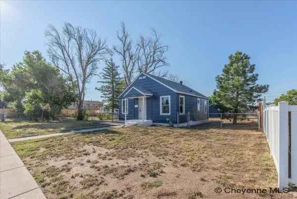 2539 E 10th St, Cheyenne, WY 82001