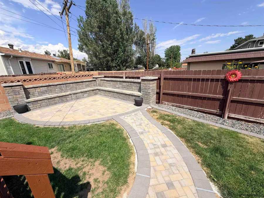 907 Baldwin Dr, Cheyenne, WY 82001 - #2