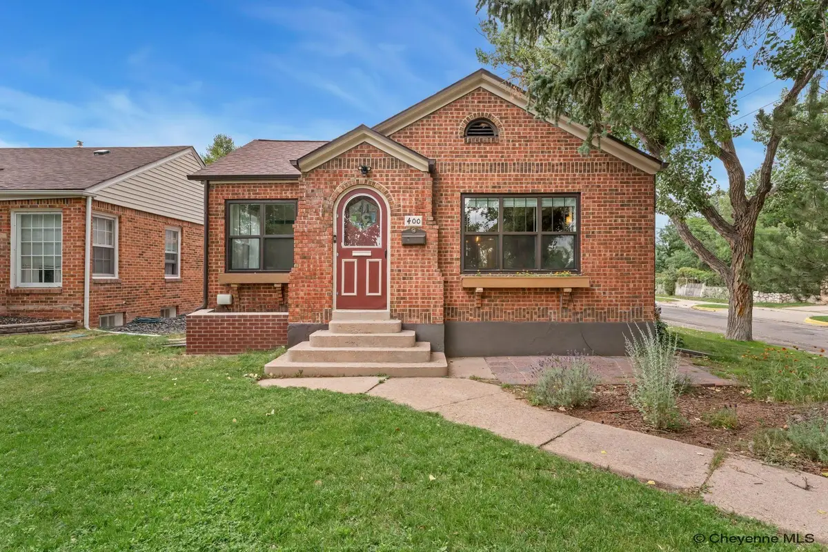 400 W 1st Ave, Cheyenne, WY 82001 - #1