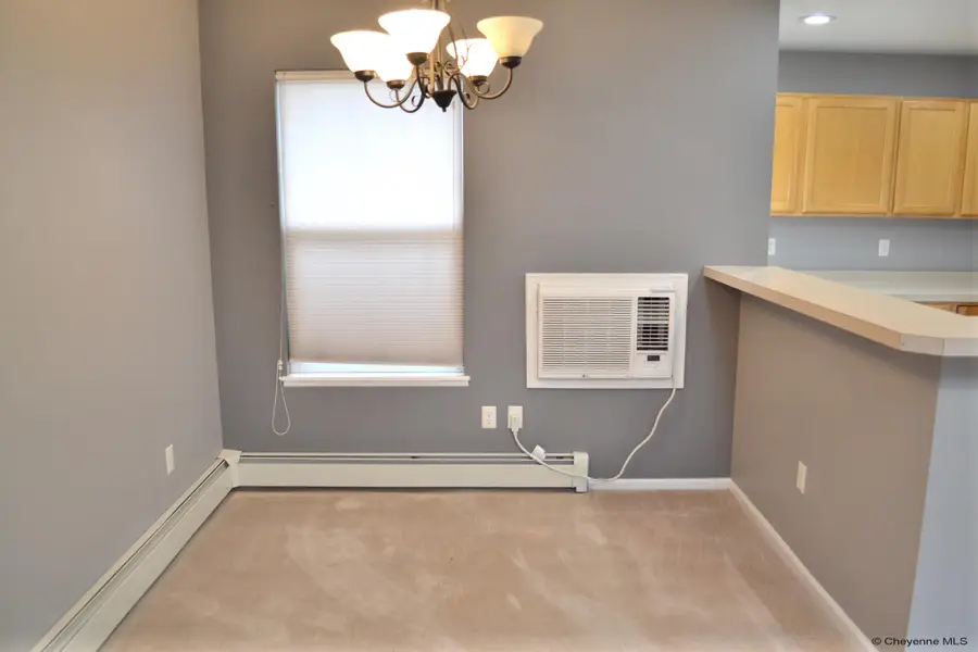 323 Appletree Ln, Cheyenne, WY 82009 - #3