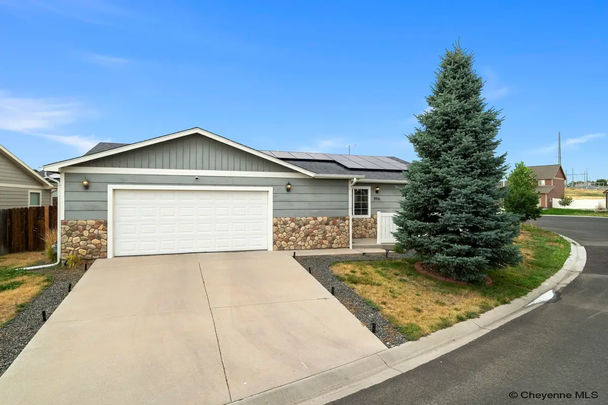 906 Sonata Ln, Cheyenne, WY 82007 - #1