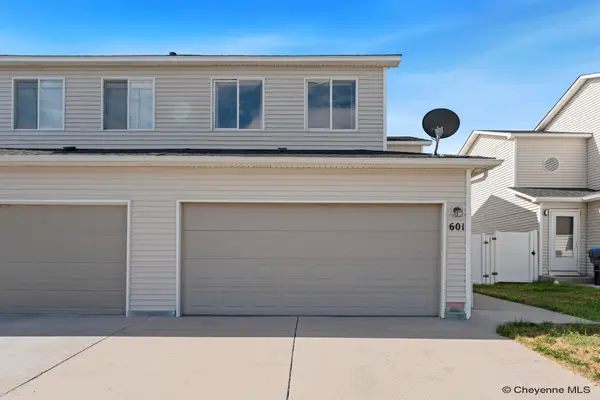 601 W 3rd St, Cheyenne, WY 82007