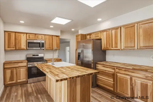 619 Terry Ranch Rd, Cheyenne, WY 82007