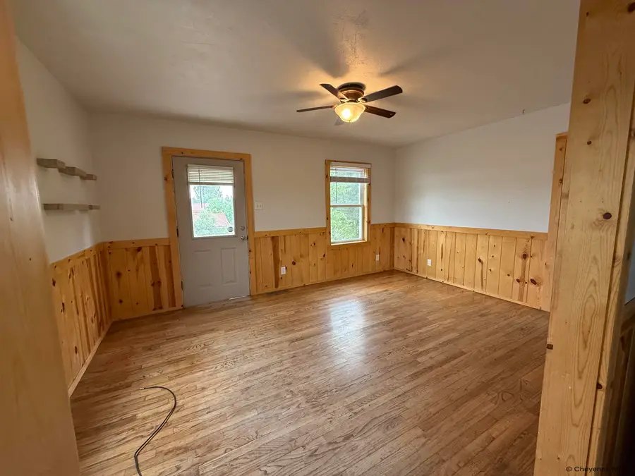 622 E 3rd St, Cheyenne, WY 82007 - #2