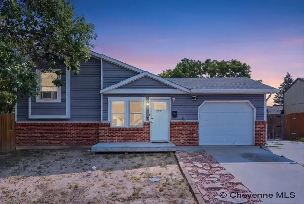 2211 Rooks Ave, Cheyenne, WY 82007
