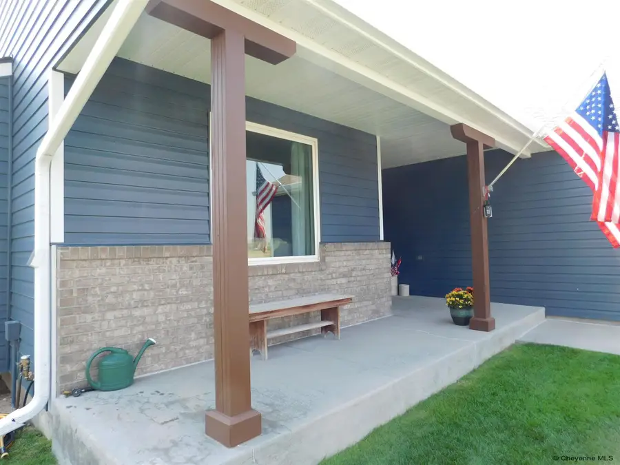 6631 Elizabeth Rd, Cheyenne, WY 82009 - #2